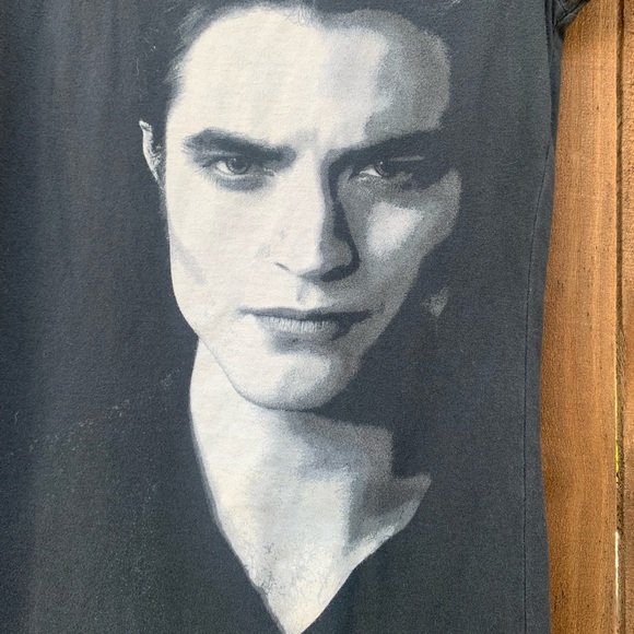Vintage Twilight Saga New Moon women's tee size M. - Picture 2 of 6
